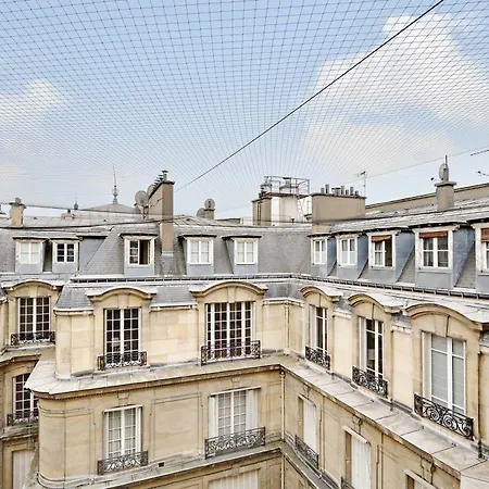 Magnificent - 2p - Arc De Triomphe *